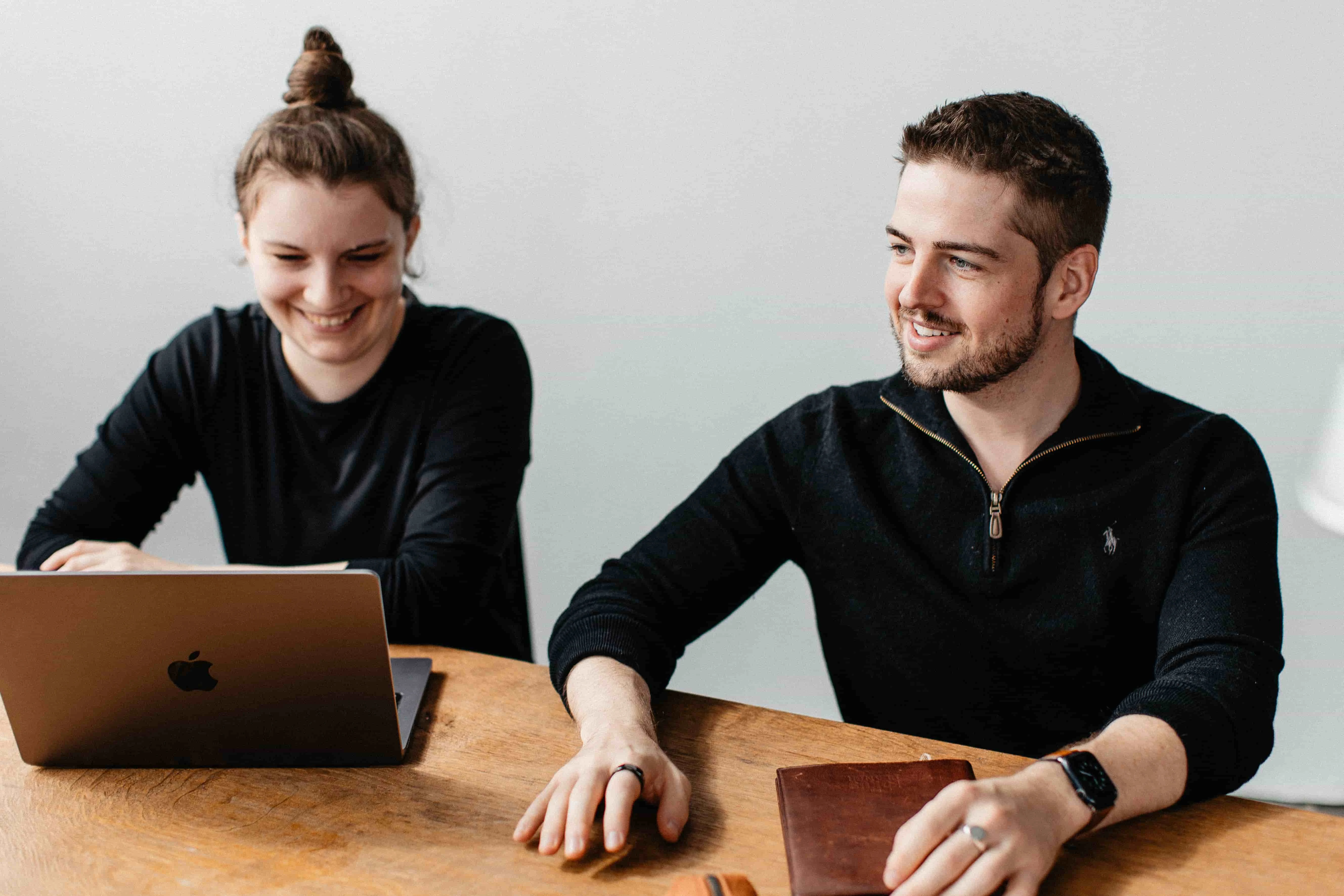 Lea Giltjes und Tim – die Macher hinter Mission KI